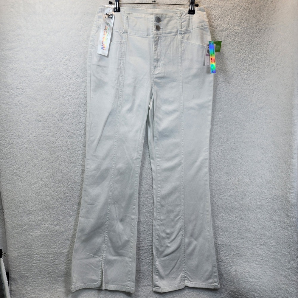 Tinseltown White Flare Jeans Juniors 11 32x31 Y2K Festival Stretch Boho Coastal